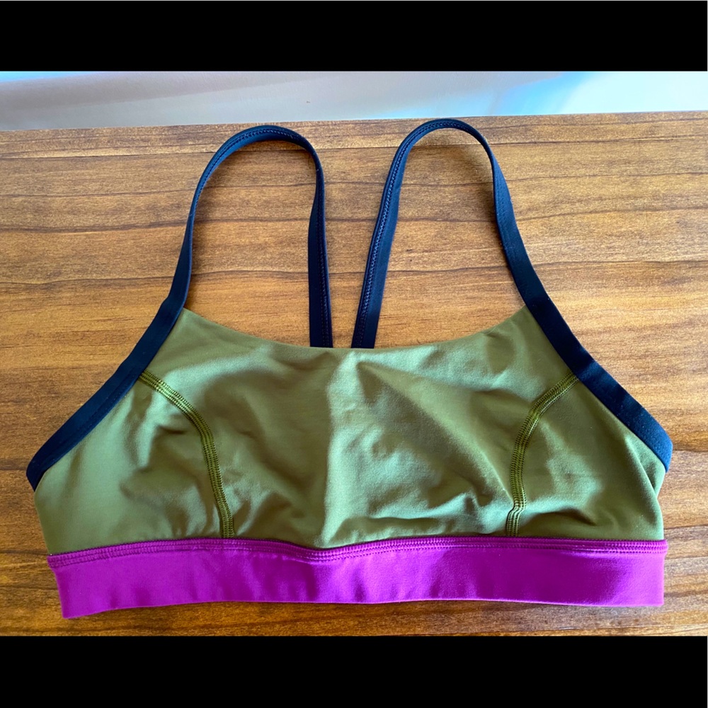 Lulu lemon women’s sports bra size 6